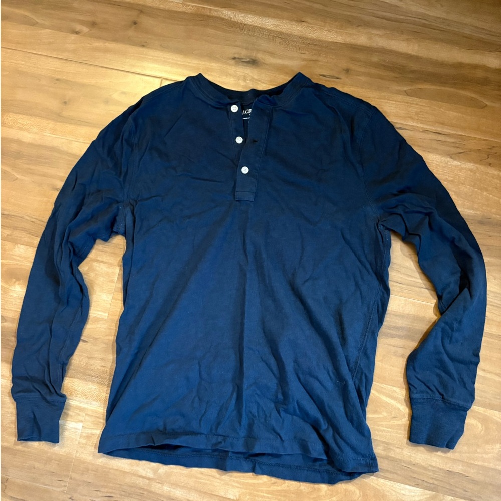 J. Crew Factory Men’s Henley Long Sleeve Shirt Gray Medium